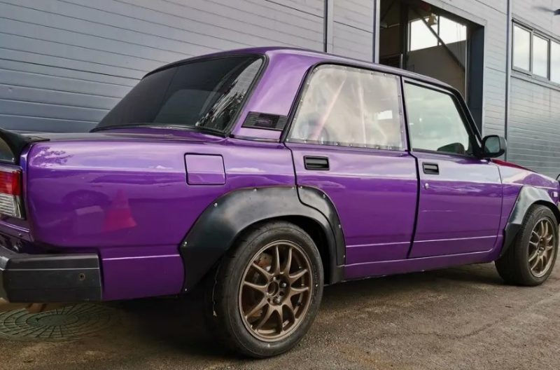 ВАЗ 2107 фиолетовый цвет